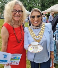 Mayor with teacup Barston Fete