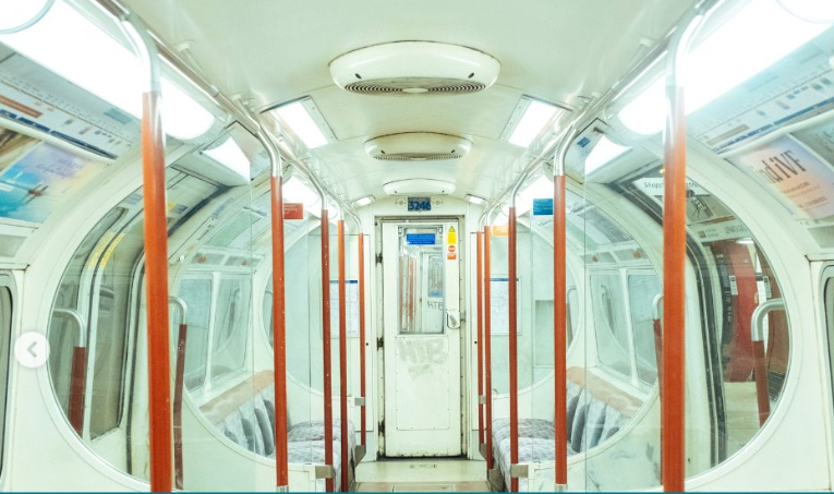 Back the Bakerloo - train carriage inner