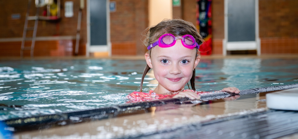 Children swimming lesson