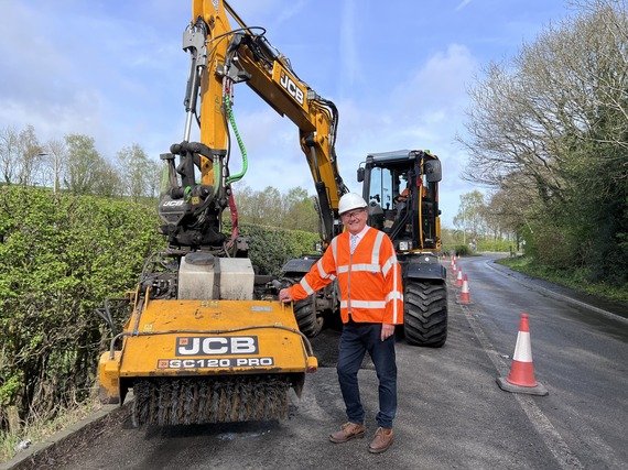 Mark Deaville with Pothole Pro