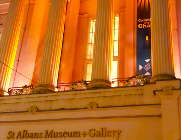 Museum orange