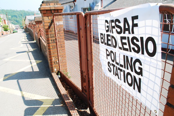 polling station elections 