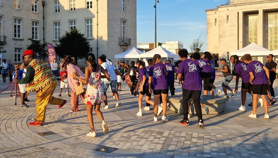 Culture Fest 22 dancers in Fellowship Square