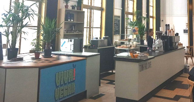 The counter of Viva Vegan cafe 