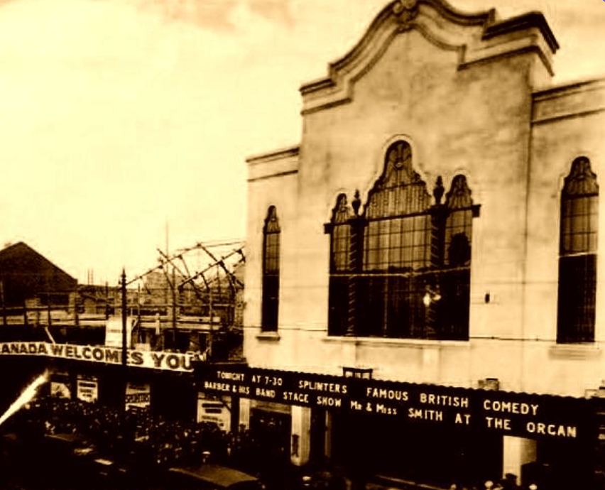 Photograph of Splinters posters at the Granada