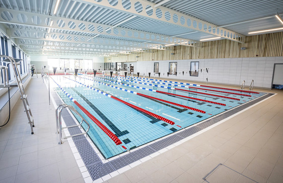 Bulmershe Leisure Centre pool