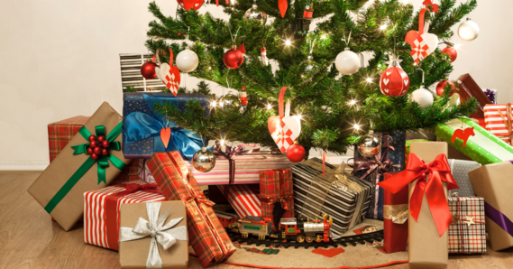 Christmas tree with presents