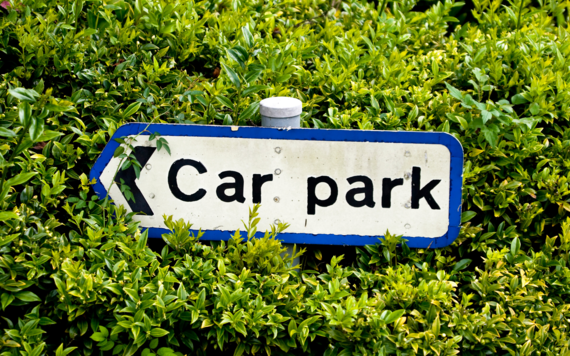 Sign saying car park