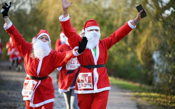 Dinton Santa dash 