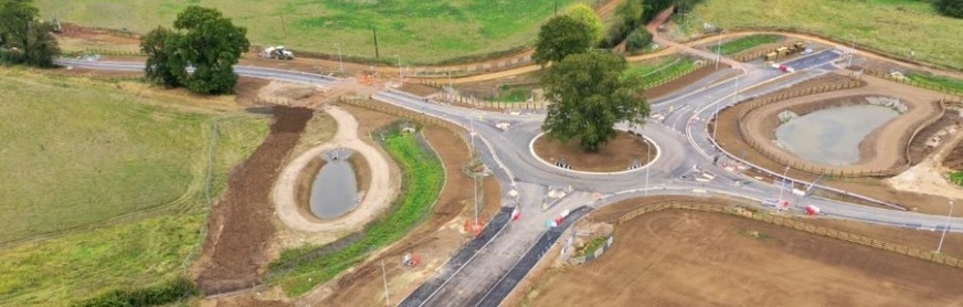 Aerial image of the Eastern Gateway road in South Wokingham, almost before completion