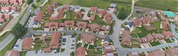 Aerial view of housing in North Wokingham, near Ashridge Meadow nature park