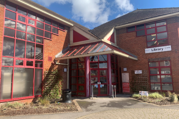 Covid vaccination clinic returns to old Wokingham Library