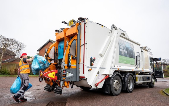 Veolia lorry