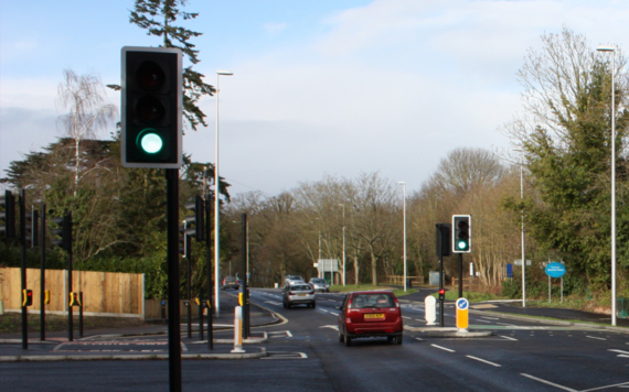Reading Road taken from Station Approach