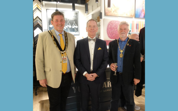 A group photo of Richard Young, the Borough Mayor and the Town Mayor