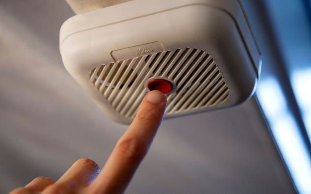 testing a smoke alarm