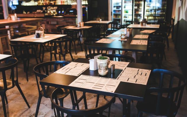 tables in a cafe