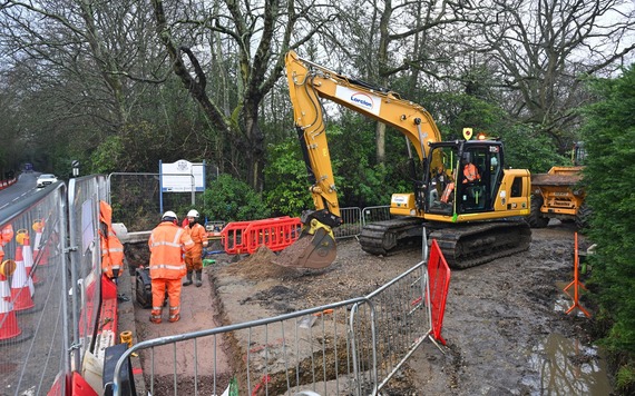Work being carried out on Heathlands Road