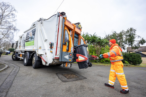 Waste collection lorry 