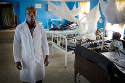 Liberia nurse in Ebola ward.