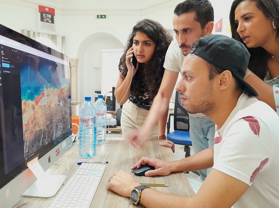 El Kul “Lifeline” production team develops vital, lifesaving information for Libyans impacted by the floods. 