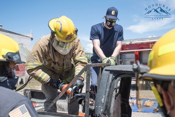 MARYLAND VOLUNTEER FIREFIGHTERS PROVIDING TRAINING TO THE LA PAZ FIRE DEPARTMENT