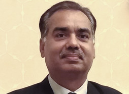 Dr. Dilip Nandwani