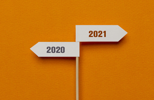2020 arrow pointing backward and 2021 arrow pointing forward