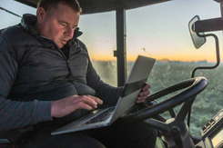 farmer and computer