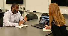 Levon Esters engages in a mentoring session with a student. Photo courtesy of Purdue University.