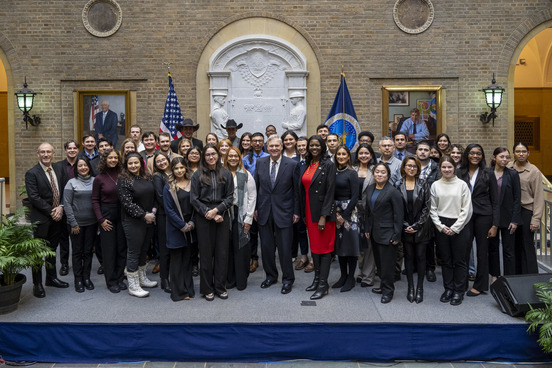 Secretary of Agriculture Tom Vilsack and USDA Undersecretary Dr. Chavonda Jacobs-Young with NextGen participants.