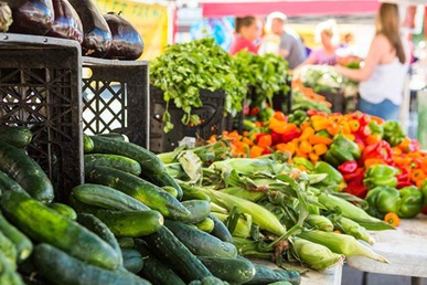 Produce at farmer’s market. Image courtesy of Adobe Stock.