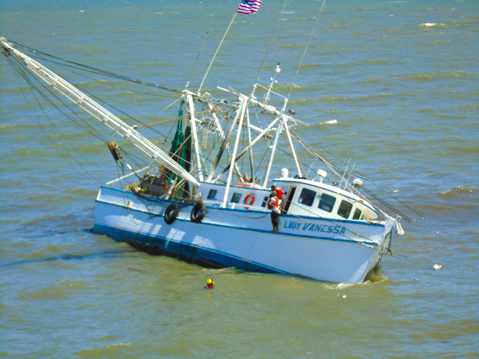 Coast Guard rescues 3 fishermen near St. Simons Island