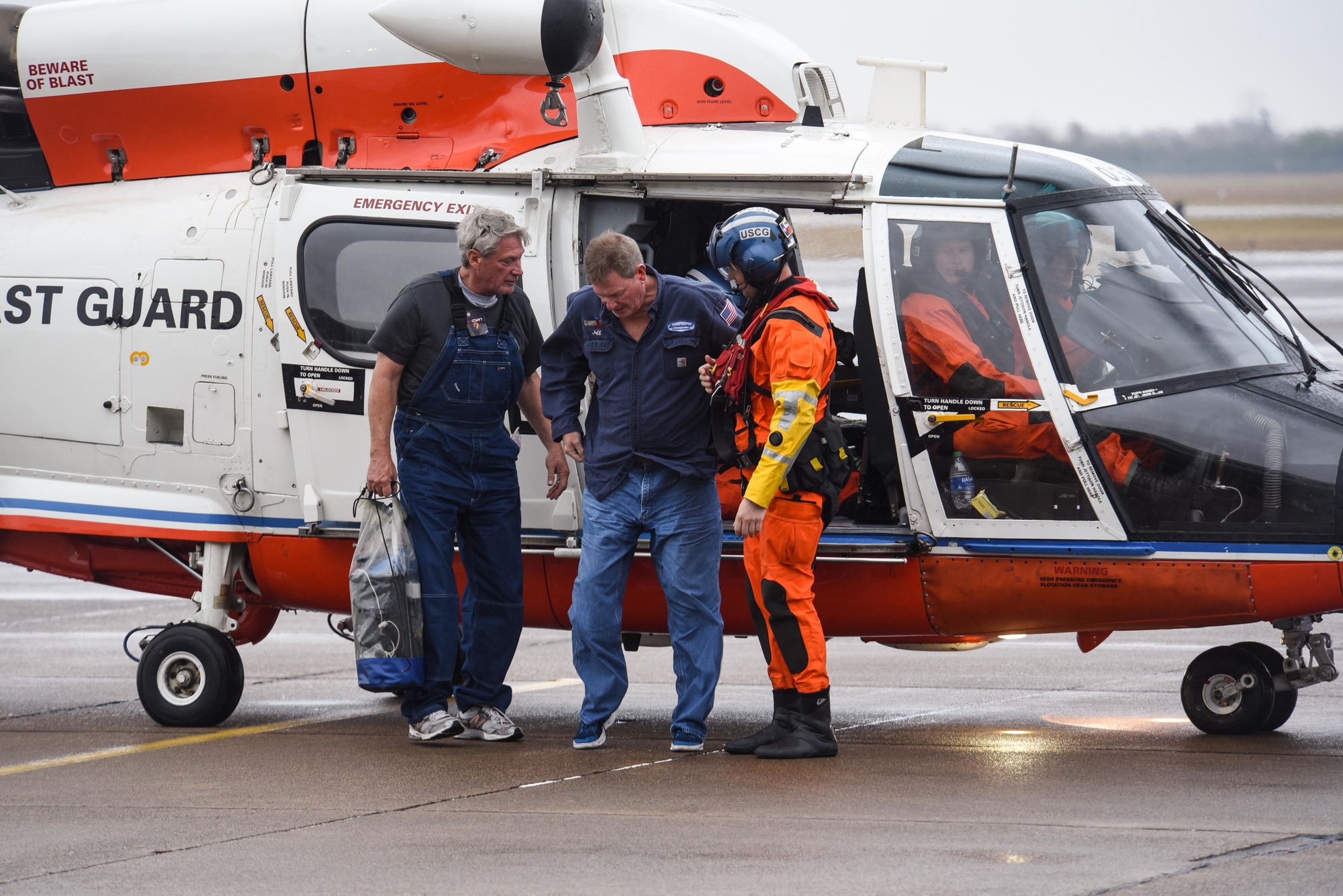 Coast Guard rescues 2 mariners 288 miles offshore Corpus Christi, Texas