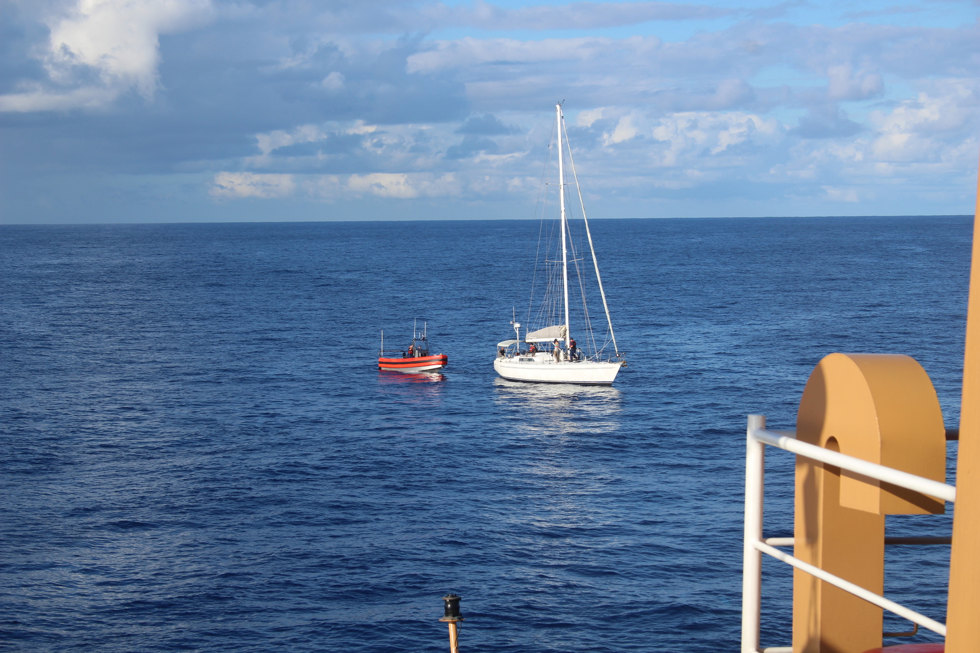 Coast Guard Cutter Willow saves 4 in Caribbean Basin