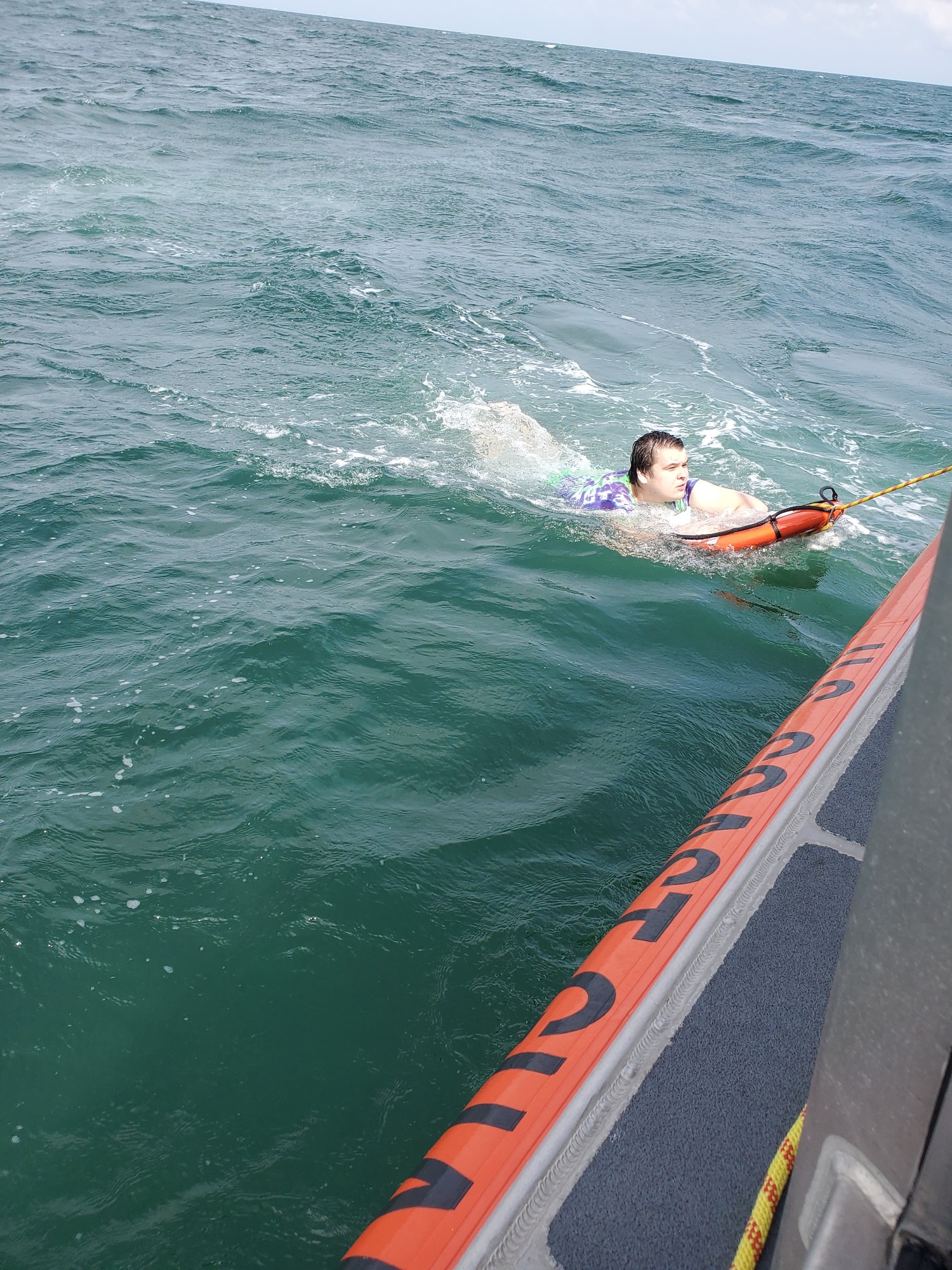 Coast Guard rescues 2 mariners near Port Aransas, Texas