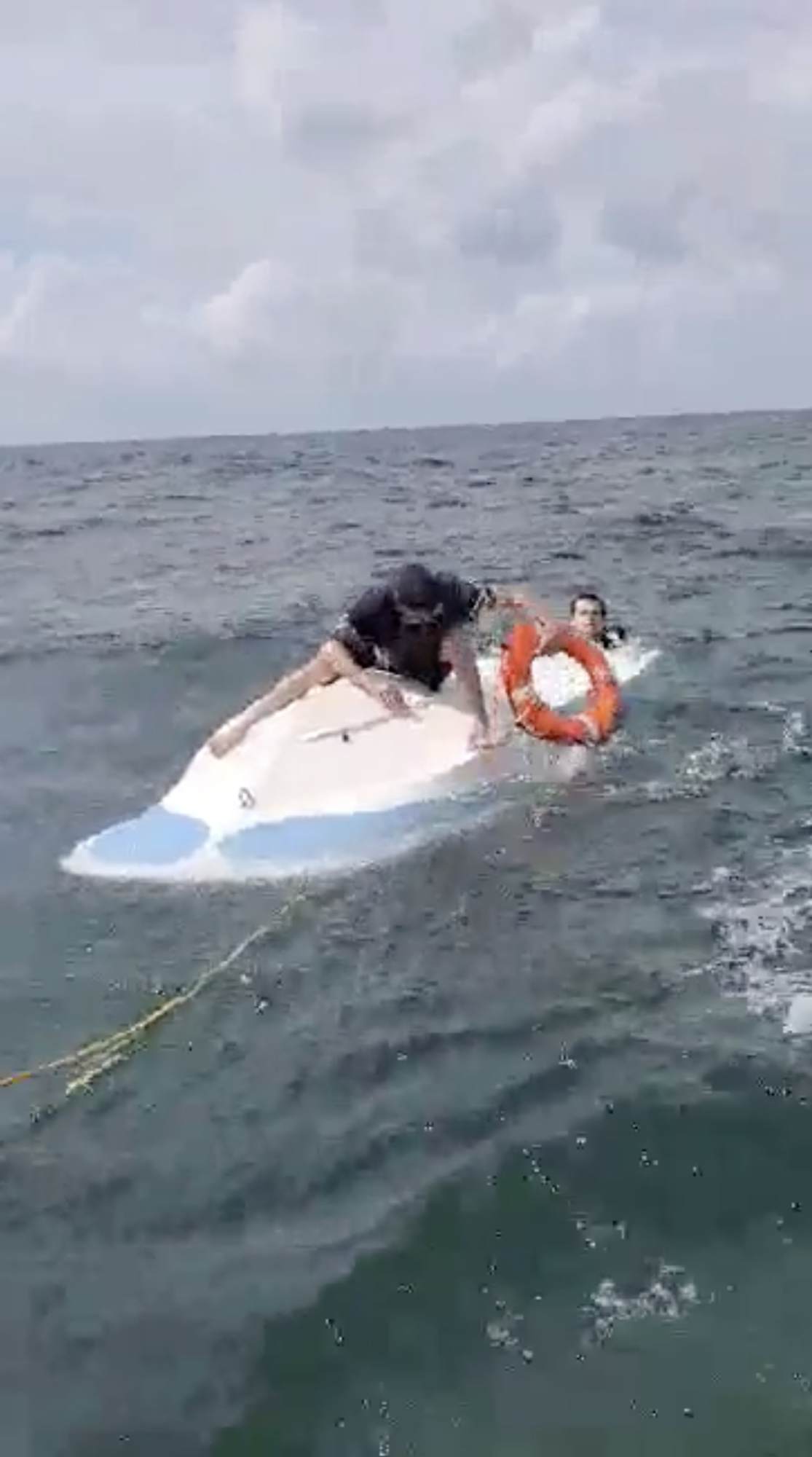 Coast Guard rescues 2 mariners near Port Aransas, Texas