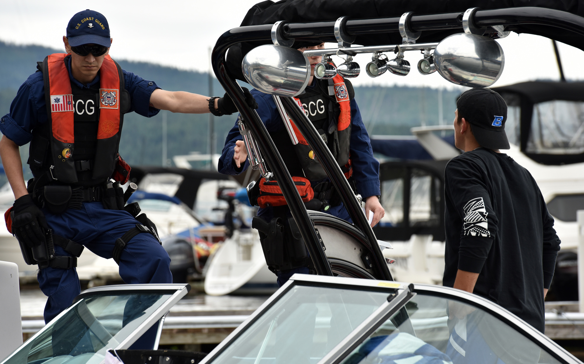 Station Seattle boatcrew conducts boarding