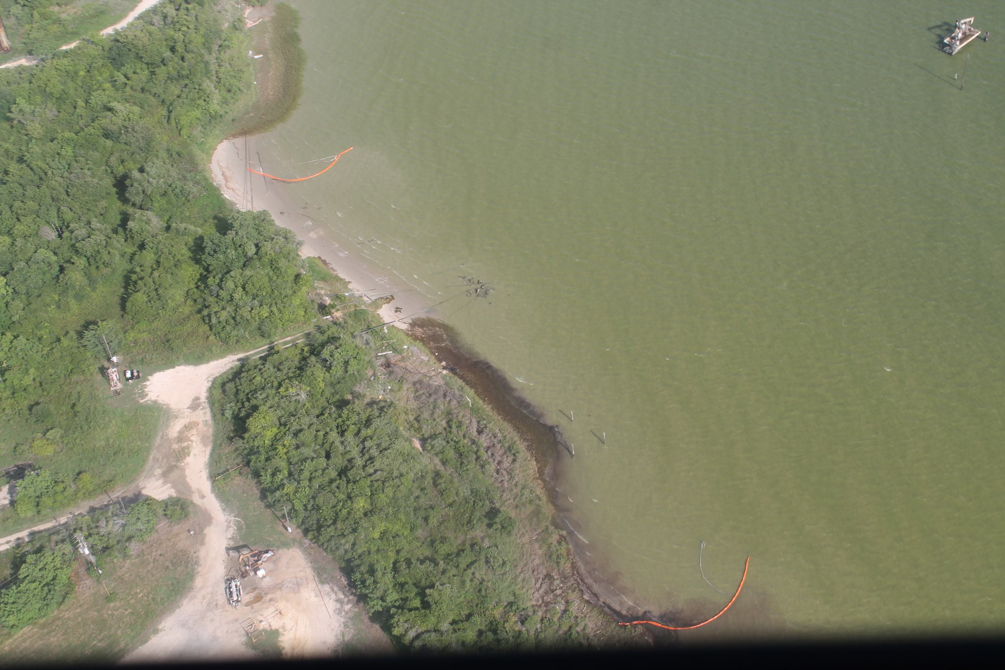 Coast Guard responds to pollution incident in Tabbs Bay