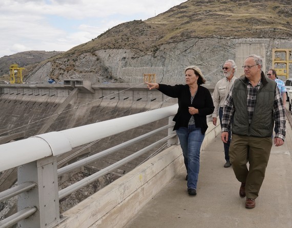 Photo: Secretary Bernhardt inspects the Grand Coulee Dam in Grand Coulee, WA with Rep. Newhouse.