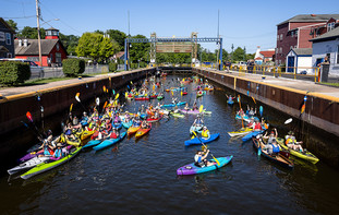 ERCA_enews_Baldwinsville_Paddle the Canals- paddlers in Lock E24