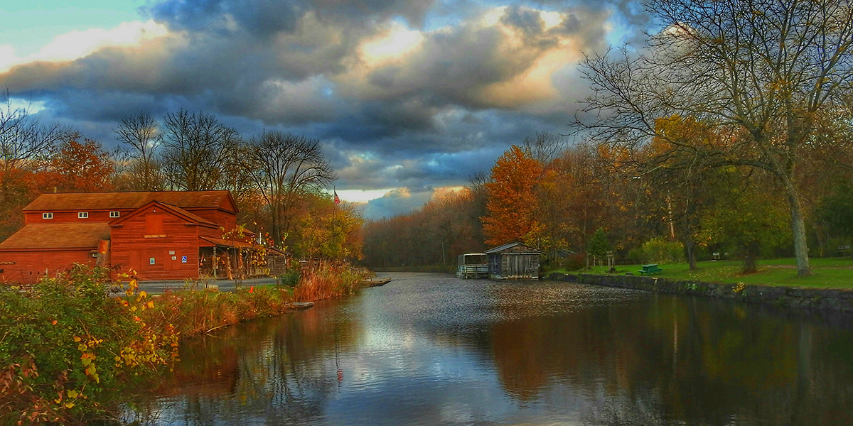 ERCA_Camillus: Sims Canal Store on the Old Erie Canal in colorful Autumn light
