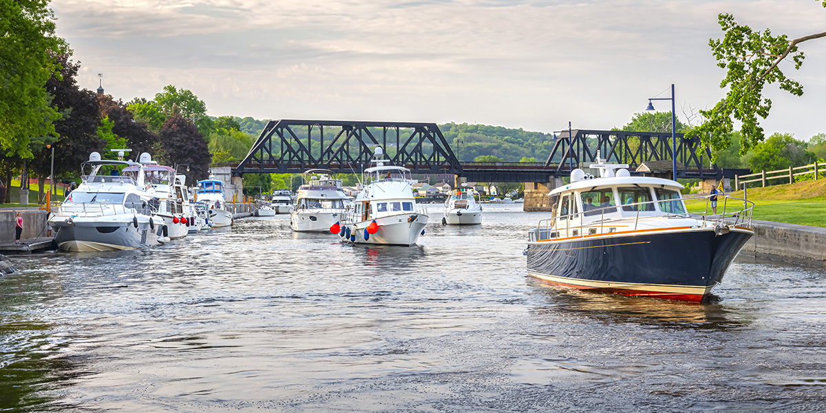 ERCA_Waterford: Boats enter the Erie Canal on opening day