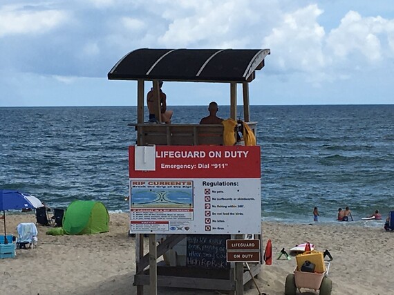 Lifeguard stand at Coquina Beach Access.
