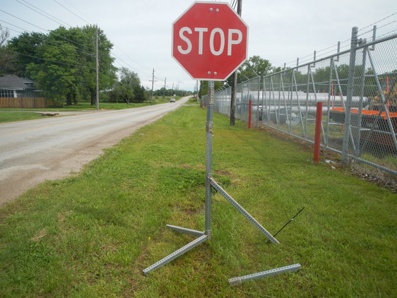Portable stop sign in lyon county, KS