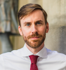 Sean Porse headshot
