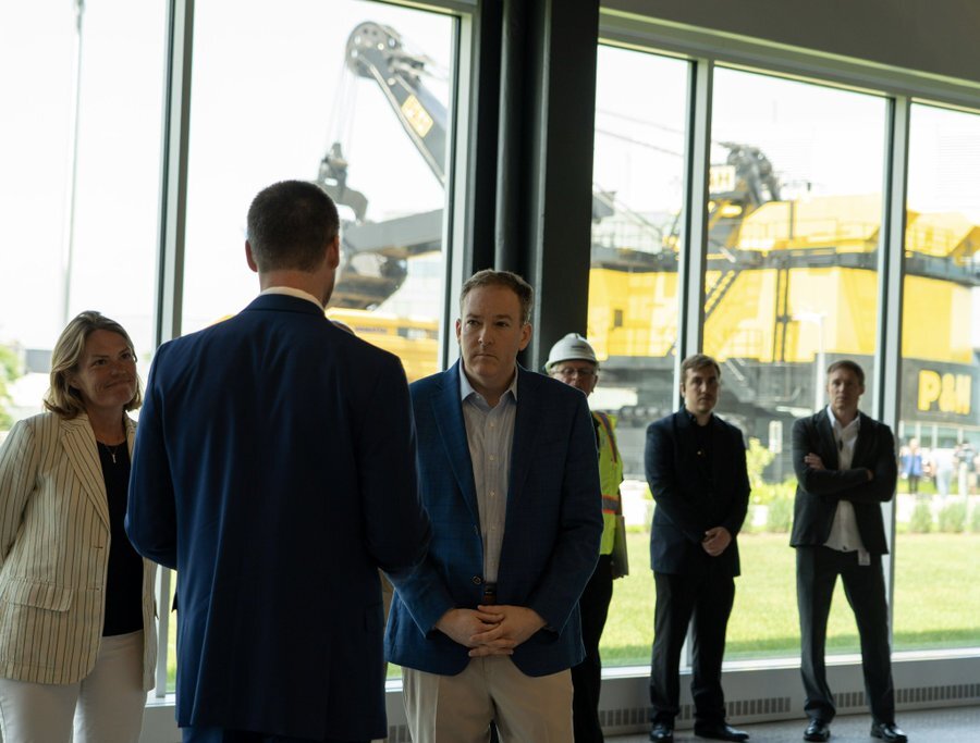 Administrator Zeldin with factory visiting Komatsu’s South Harbor factory.