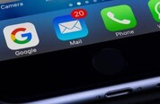 Apps on iPhone focusing on email notifications