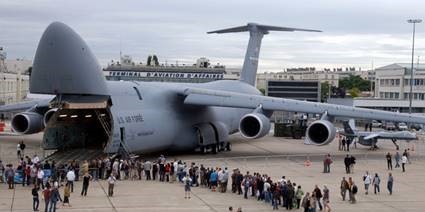 Air Force plane pictured with people unloading goods