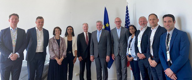 EFSA and FDA staff meet